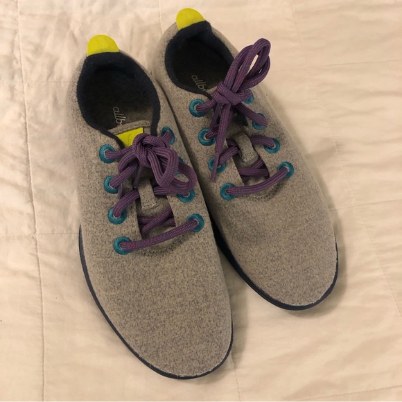 AllBirds wool runners, gray, Like new - Picture 8 of 10